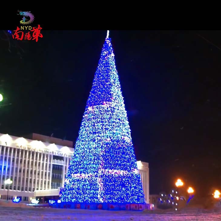 RGB Programmed Giant Outdoor Color Changing Christmas Tree